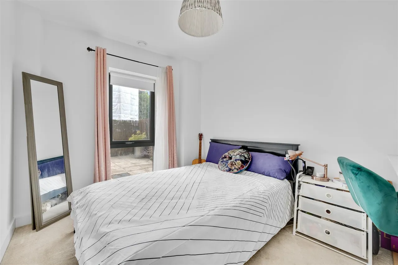 Neasden Lane, Neasden, NW10, photo 10