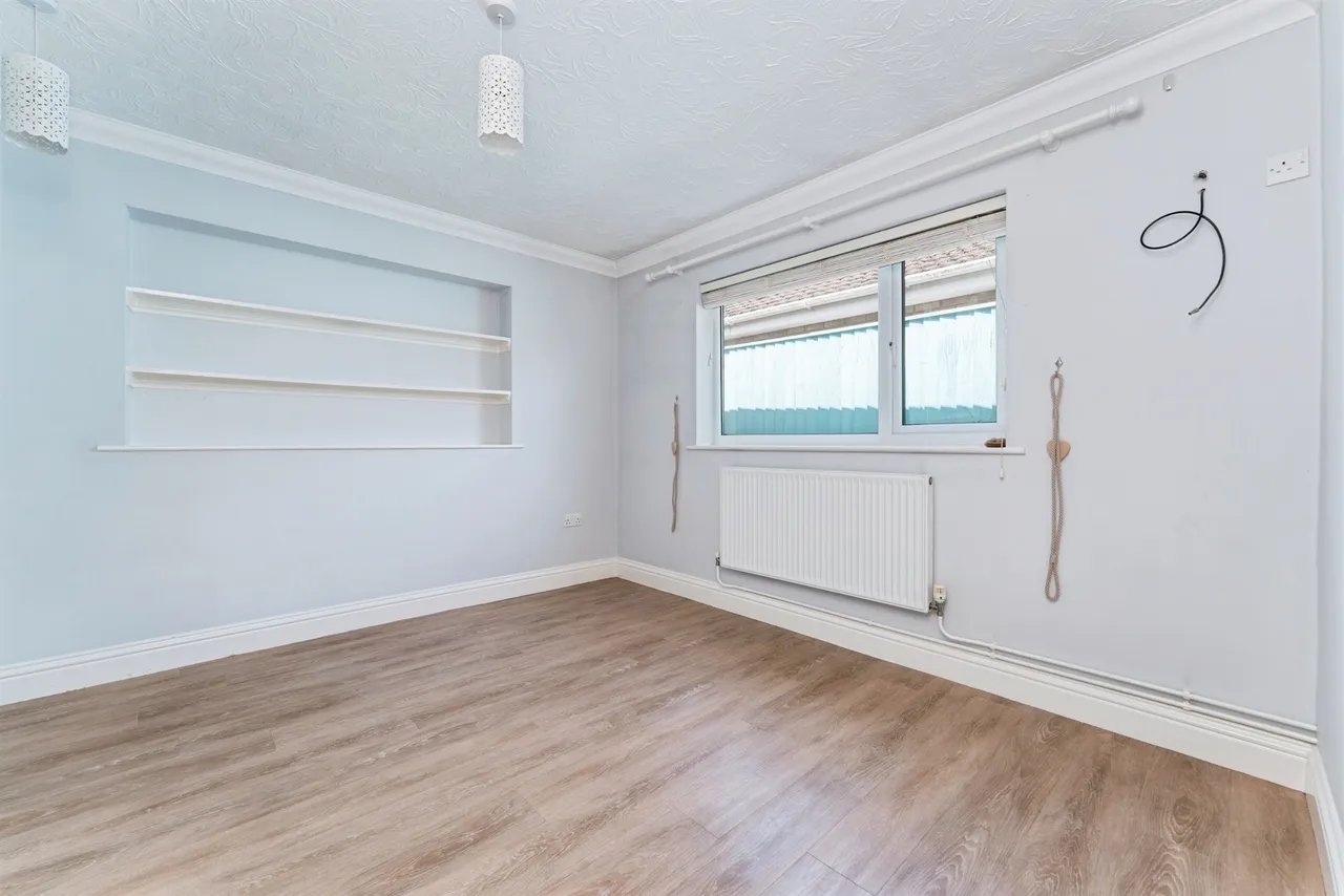 Covey Way, Lakenheath, BRANDON, photo 8