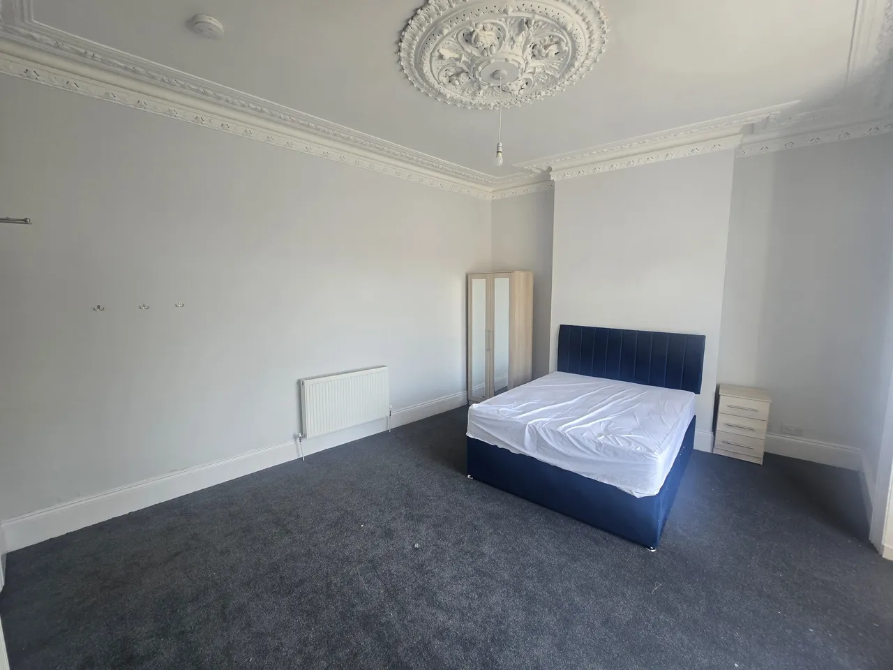 Room 1, 83 Thompson Road, Sunderland, photo 5