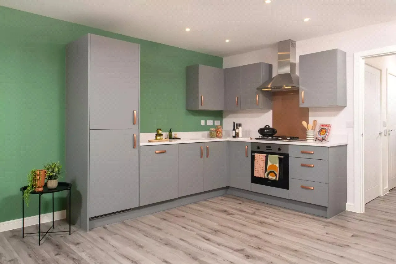 Meudon Avenue, Farnborough, Hampshire, GU14 7LE, photo 2