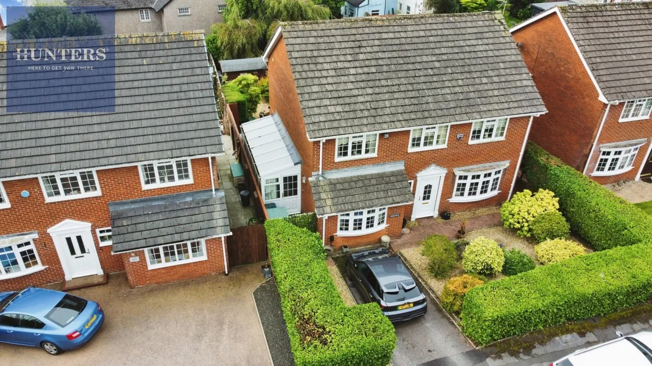 4 bed house for sale — Minffrwd Road, Pencoed, Bridgend