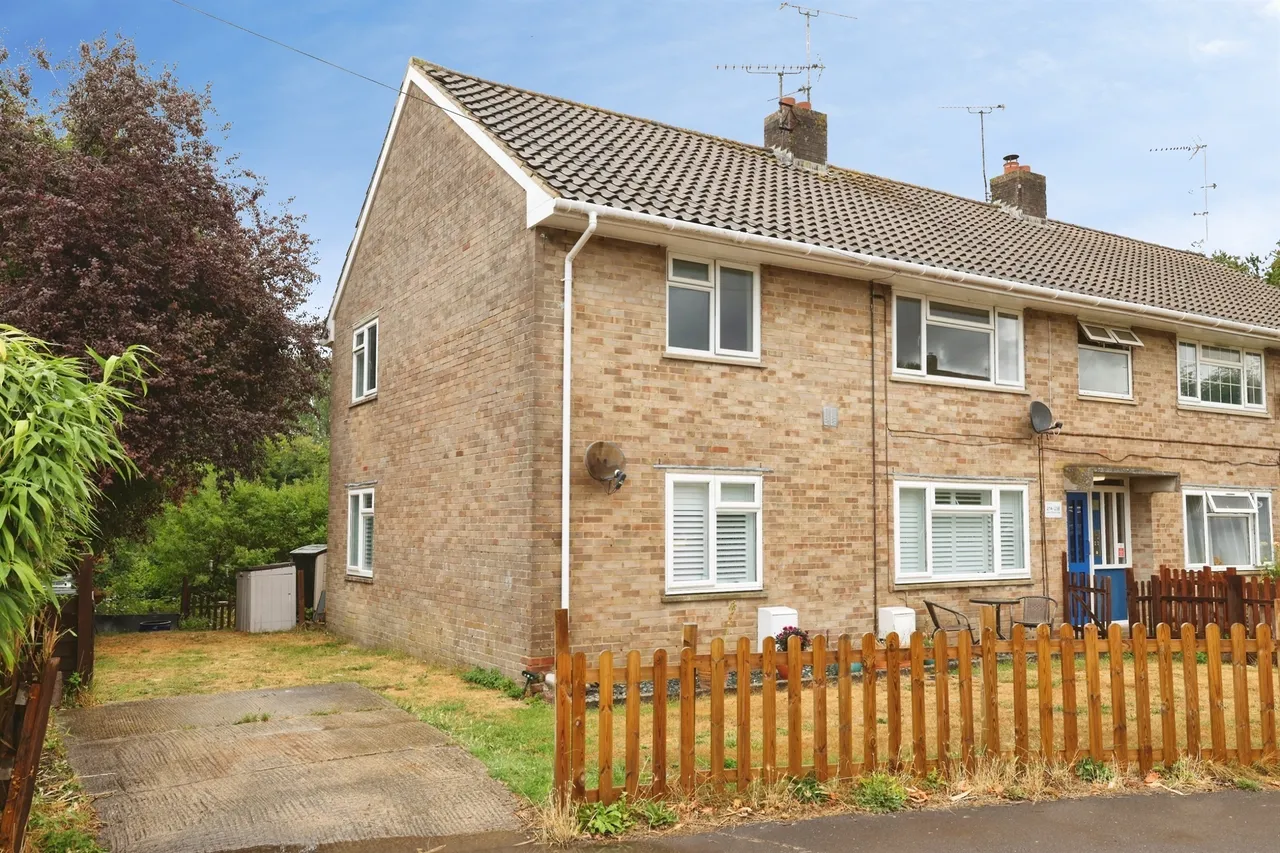 2 bed flat for sale — John French Way, Bulford, Salisbury