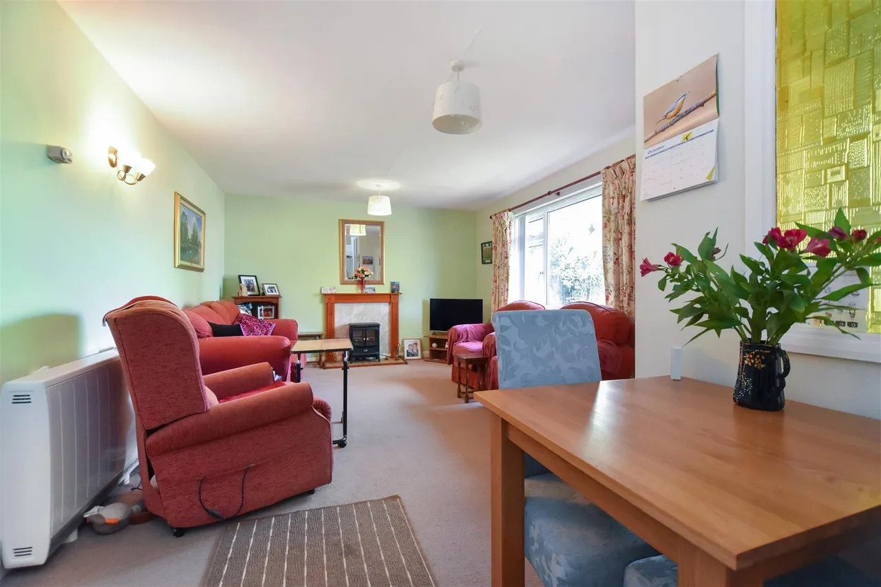 Somerville Road, Willand, photo 5
