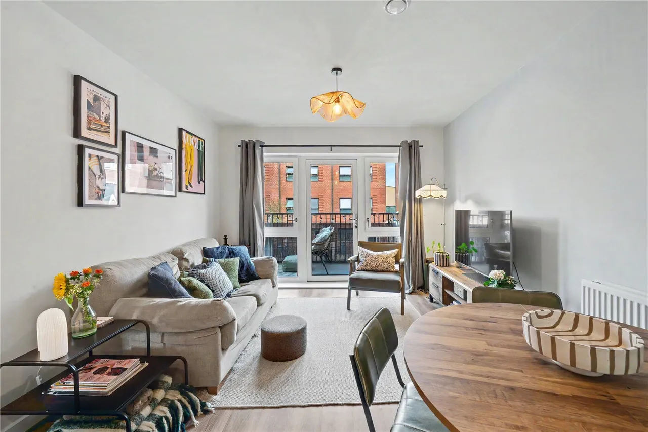 Buttercup House, 5 Springfield Drive, Wandsworth, London, SW17, photo 2