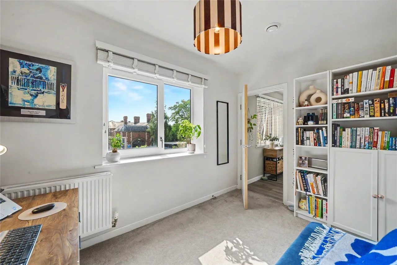 Buttercup House, 5 Springfield Drive, Wandsworth, London, SW17, photo 9