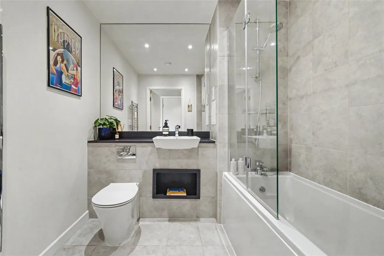 Buttercup House, 5 Springfield Drive, Wandsworth, London, SW17, photo 10