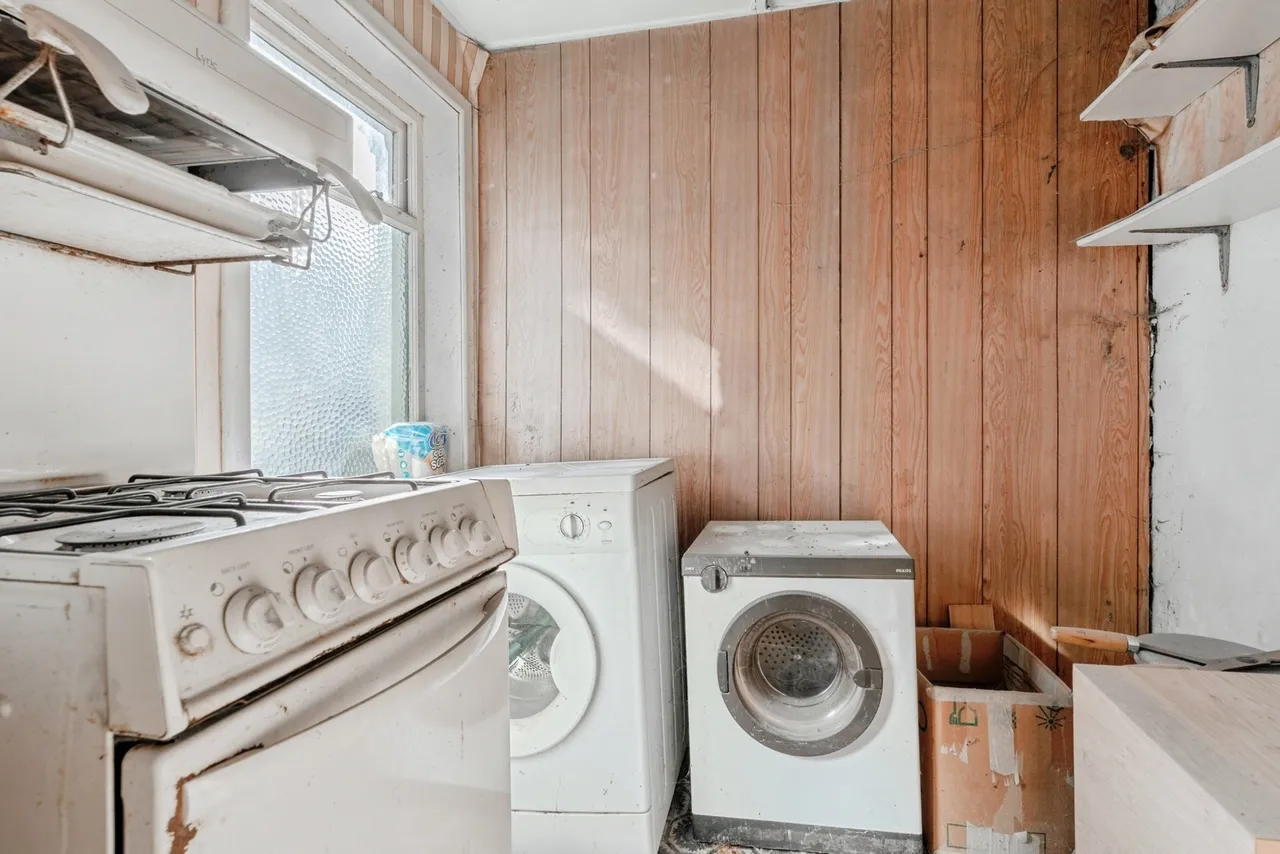Brunshaw Road, Burnley, Lancashire, BB10, photo 8