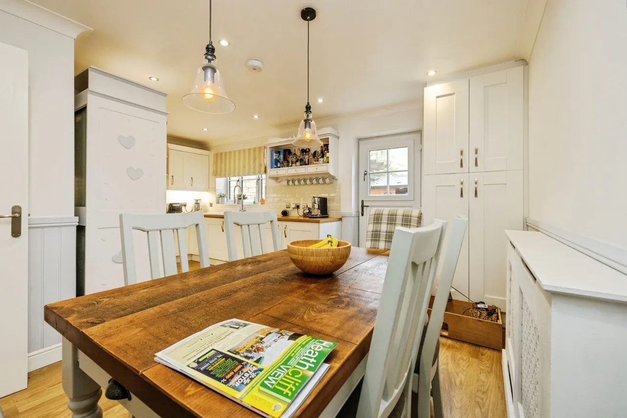 12b East Road, Navenby, Lincolnshire, LN5, photo 6
