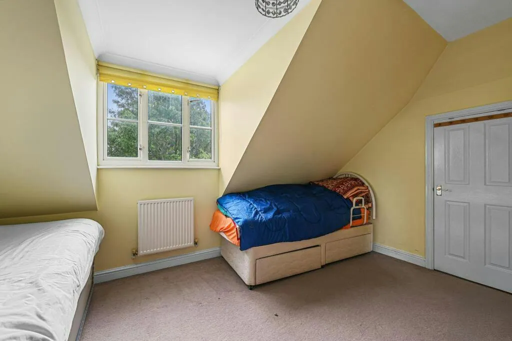 Wheatley Close, Hornchurch, RM11, photo 17