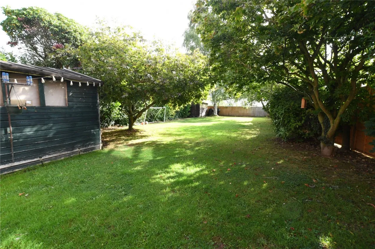Millway, Wellington, HR4, photo 12