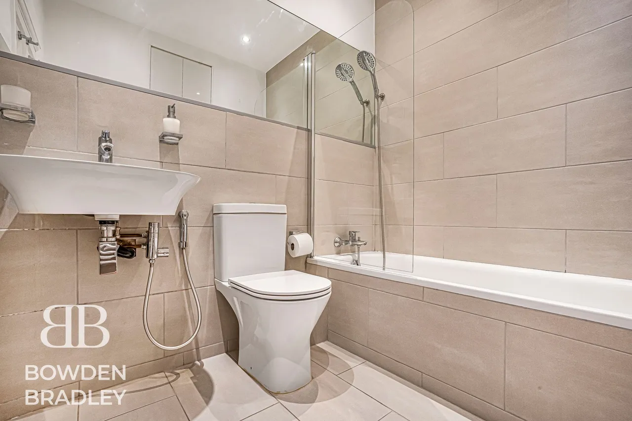 Grasmere Gardens, Ilford, IG4, photo 46