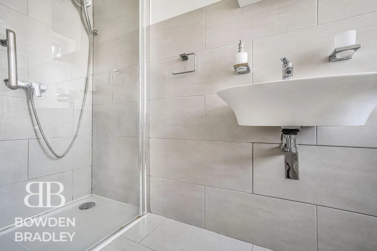 Grasmere Gardens, Ilford, IG4, photo 51