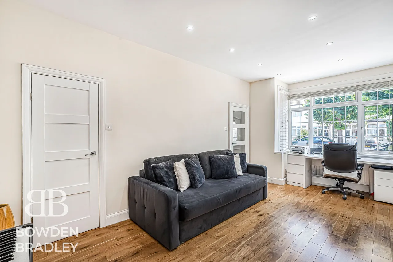 Grasmere Gardens, Ilford, IG4, photo 8