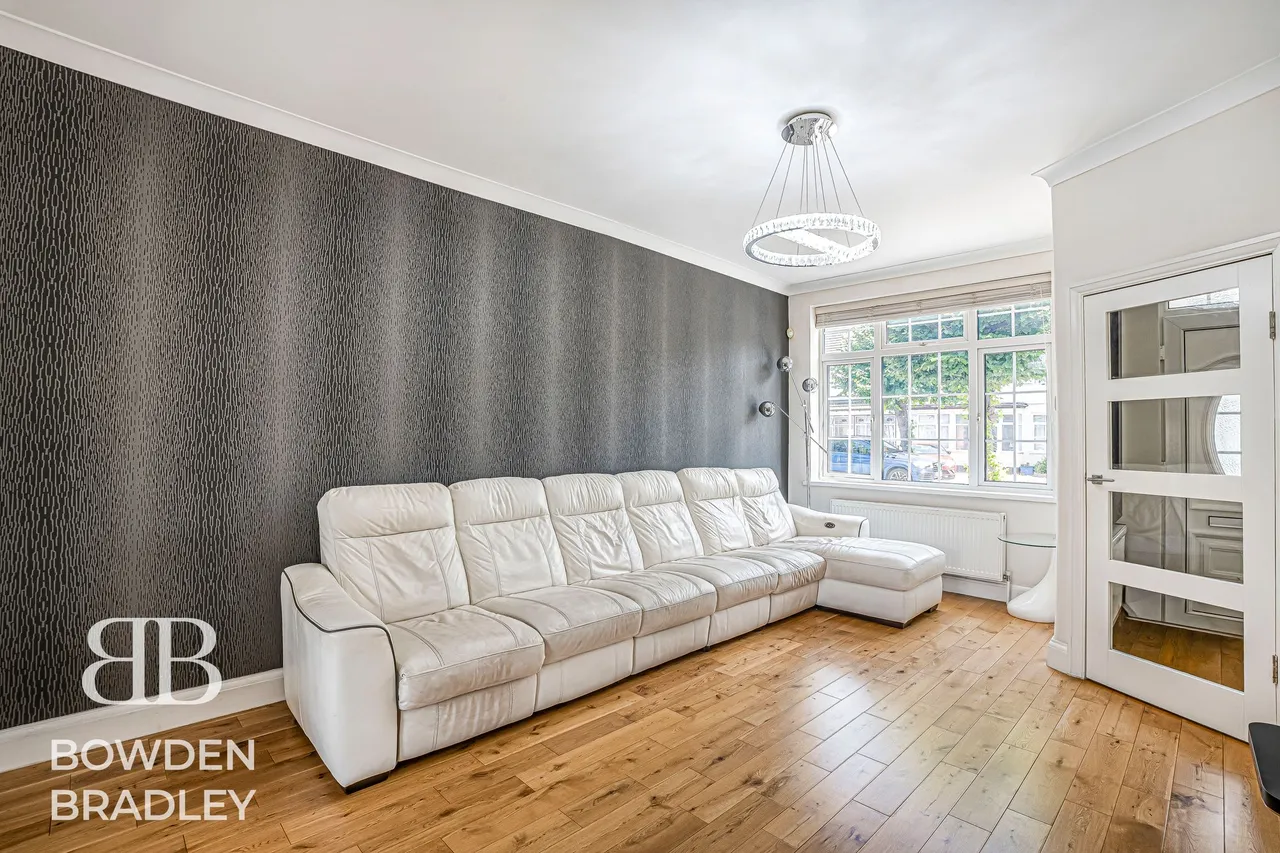 Grasmere Gardens, Ilford, IG4, photo 35