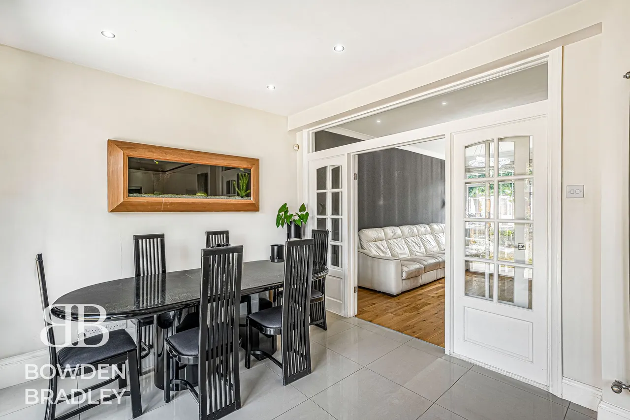 Grasmere Gardens, Ilford, IG4, photo 11