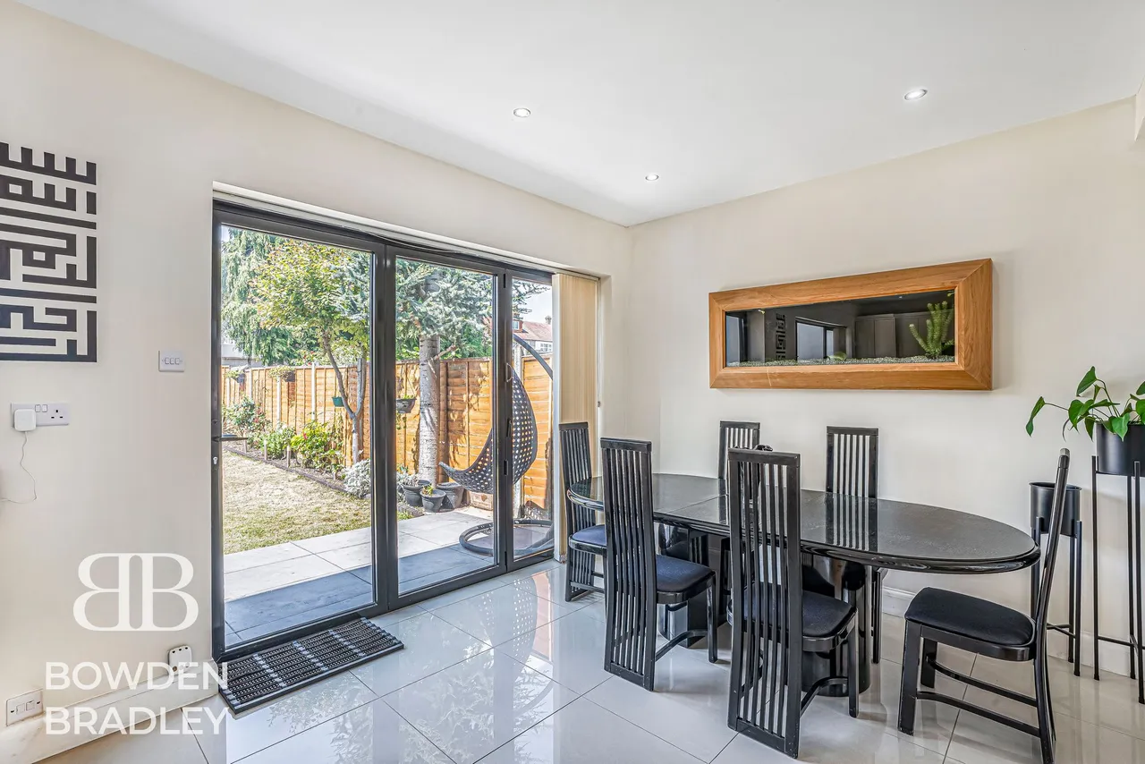 Grasmere Gardens, Ilford, IG4, photo 41