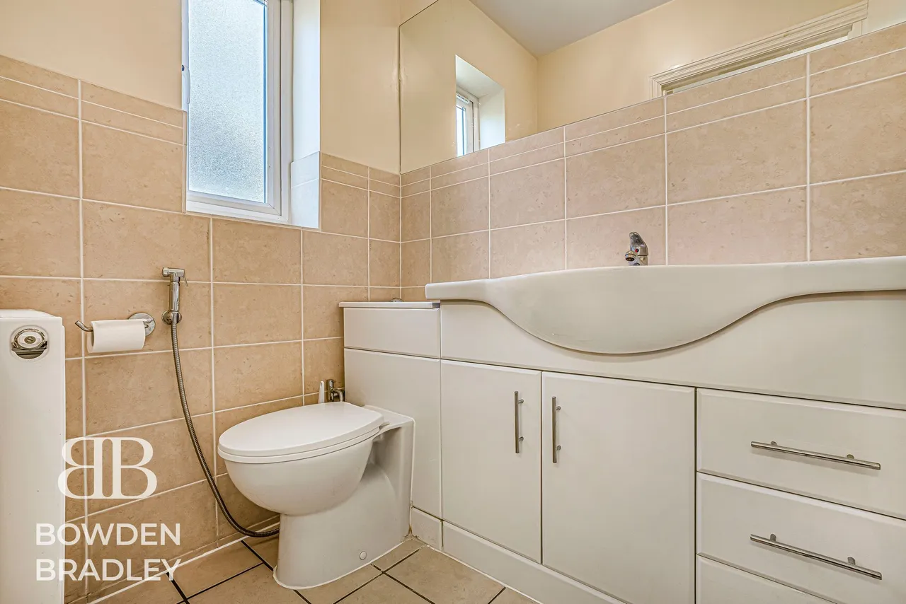Grasmere Gardens, Ilford, IG4, photo 25