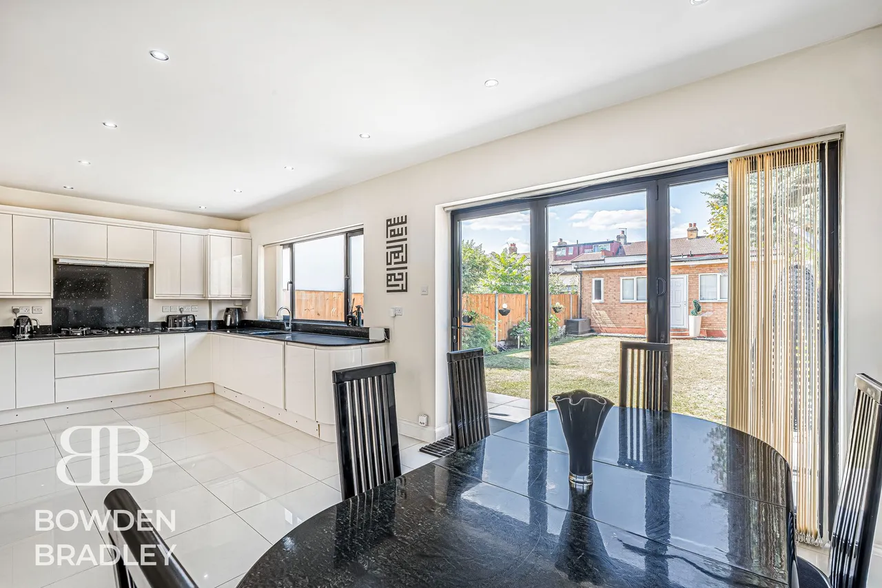 Grasmere Gardens, Ilford, IG4, photo 40