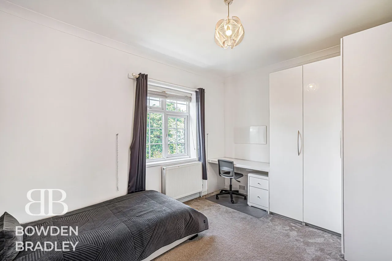 Grasmere Gardens, Ilford, IG4, photo 54