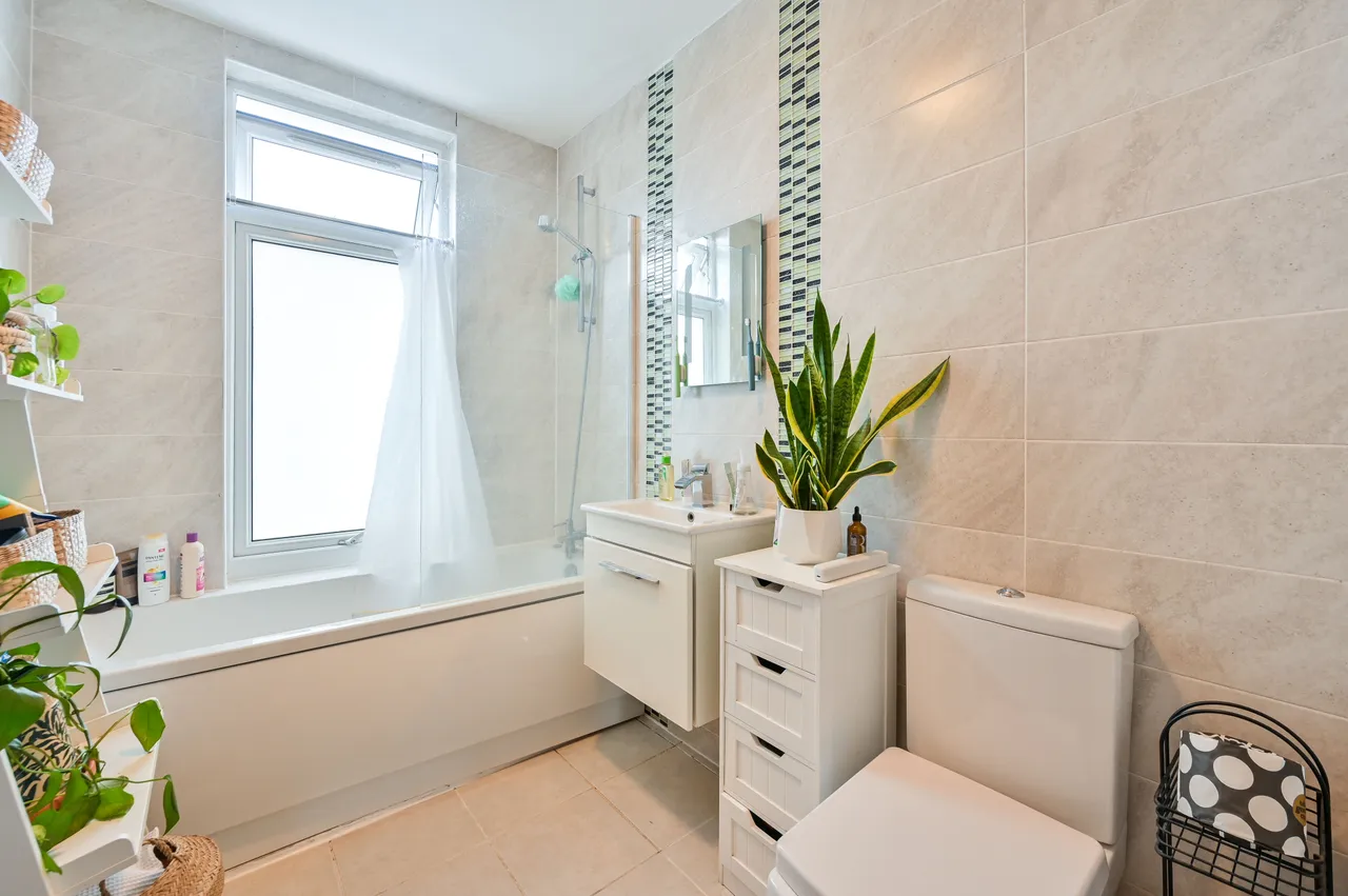 Flat 3, 307 Lordship Lane, London, photo 7