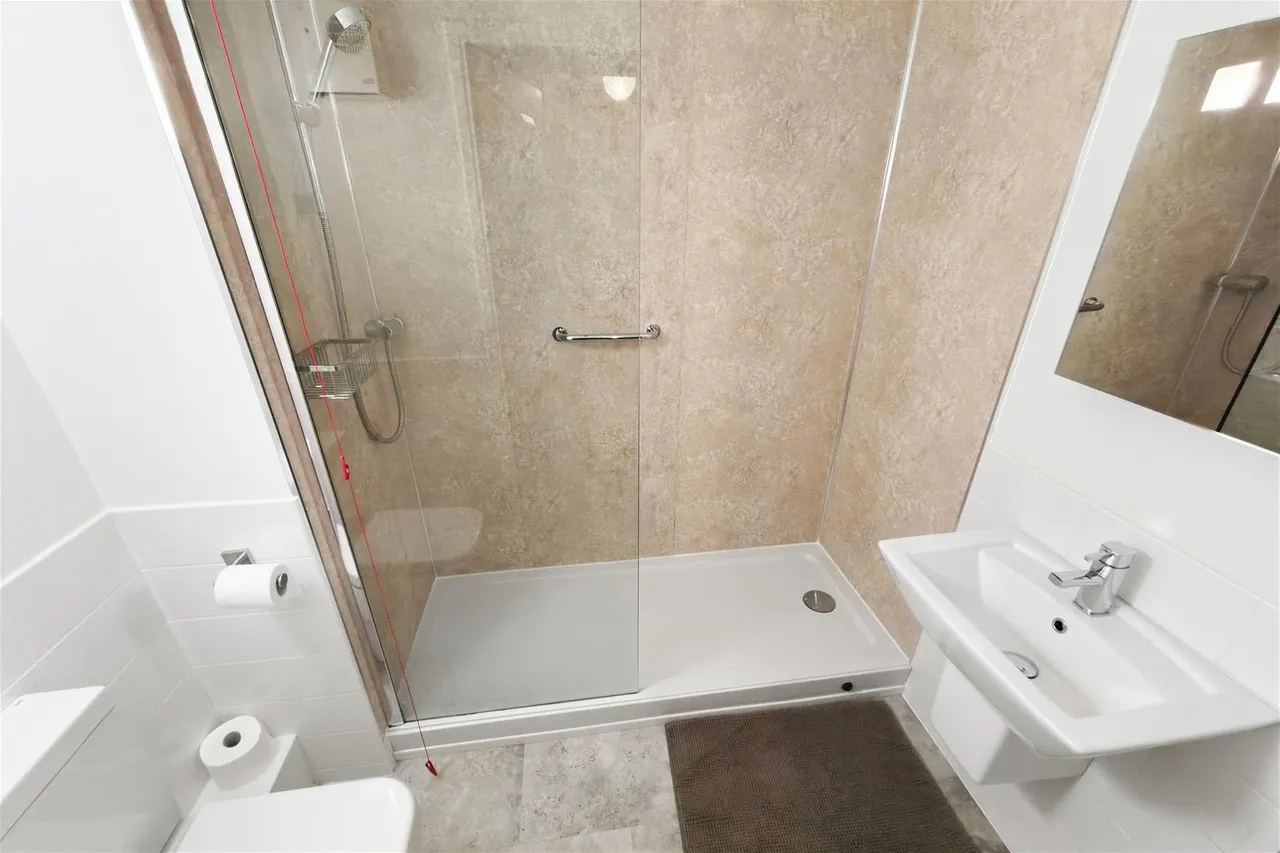 Ashley Road, Hale, WA14, photo 14