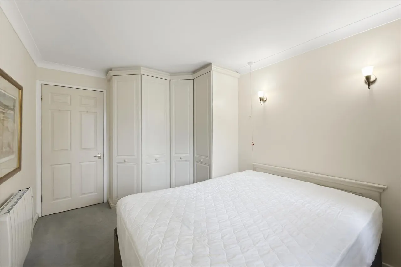 Ashley Road, Hale, WA14, photo 12