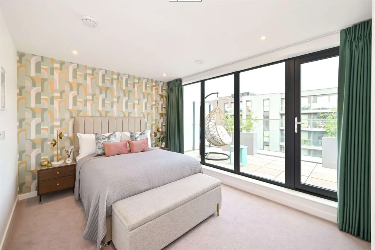 Hawthorne Crescent, London, SE10, photo 6
