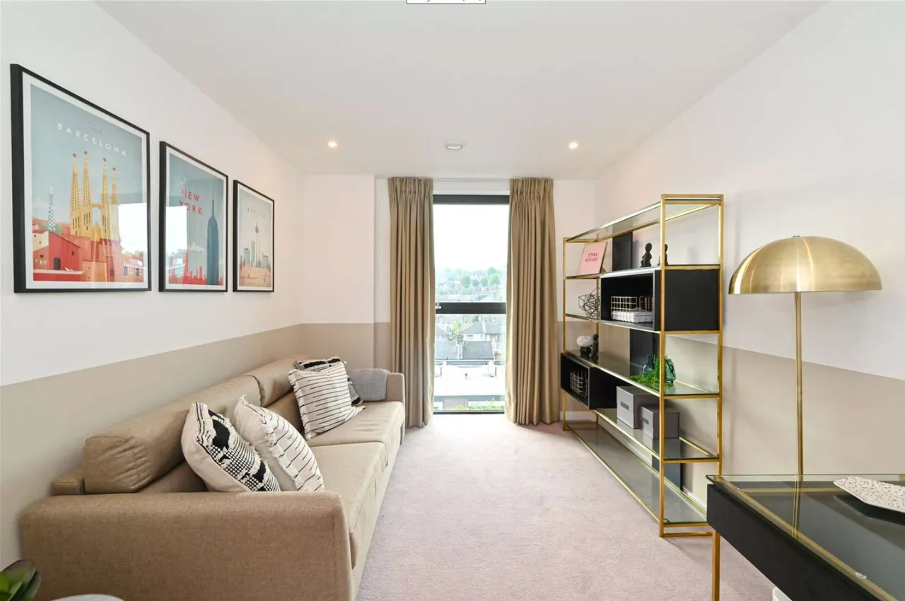 Hawthorne Crescent, London, SE10, photo 9
