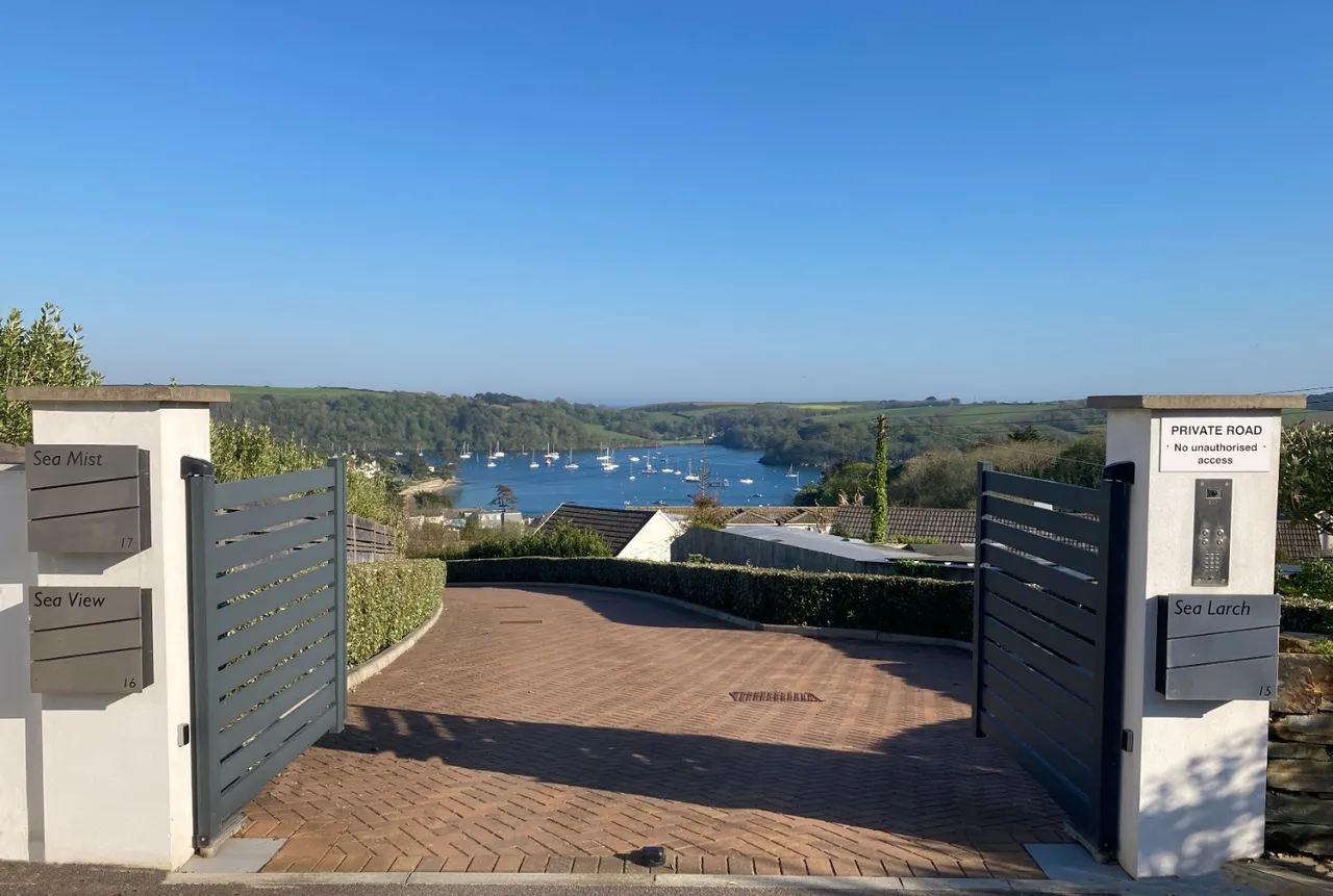 Spinnaker Drive, St Mawes, TR2, photo 3
