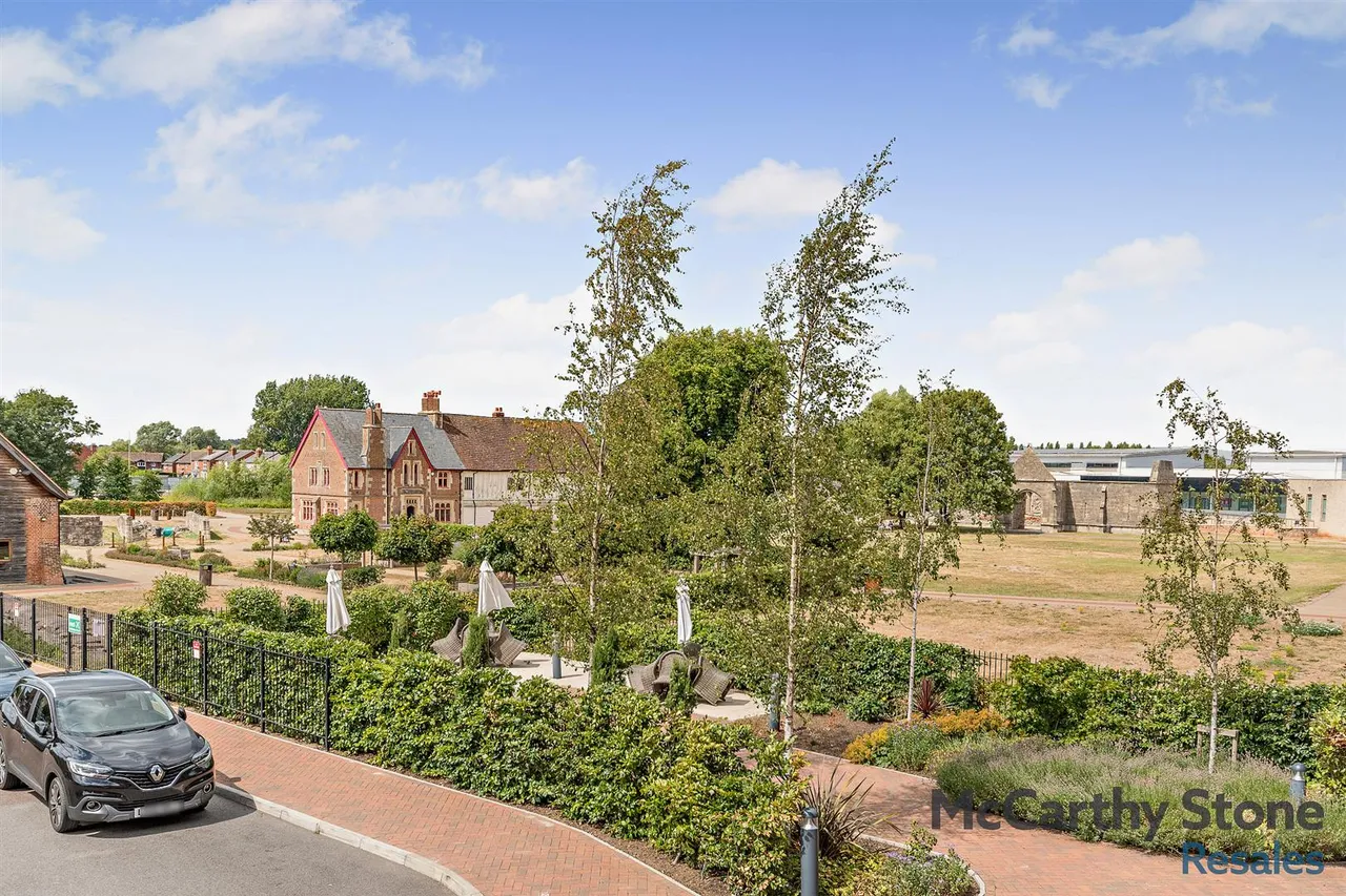 St. Ann Way, Gloucester, GL2, photo 20