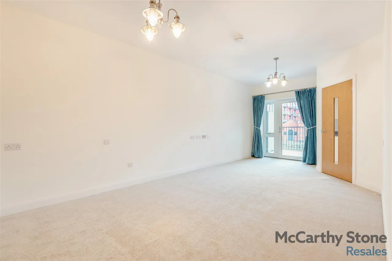 St. Ann Way, Gloucester, GL2, photo 15