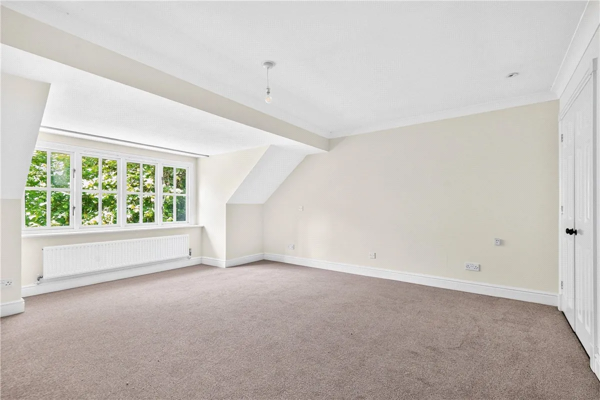 Whitethorn Close, Stoke Mandeville, HP22, photo 19