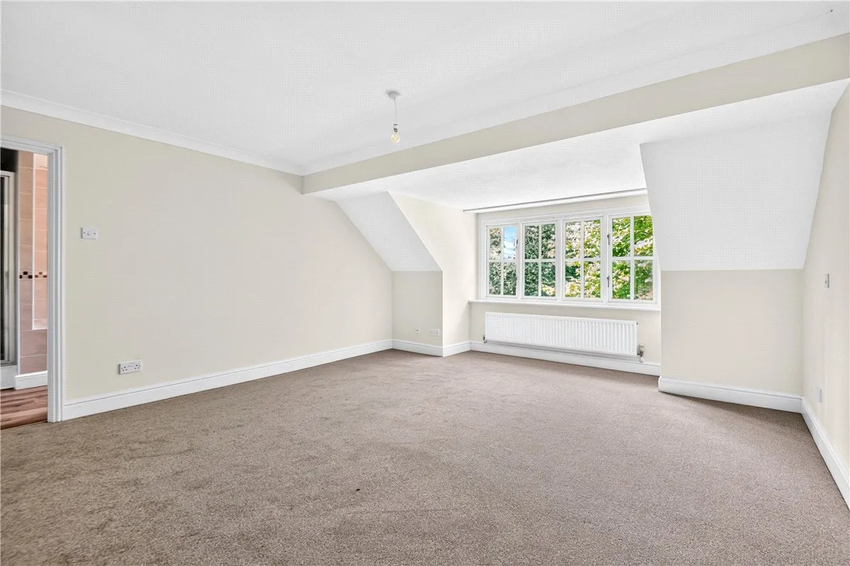 Whitethorn Close, Stoke Mandeville, HP22, photo 15