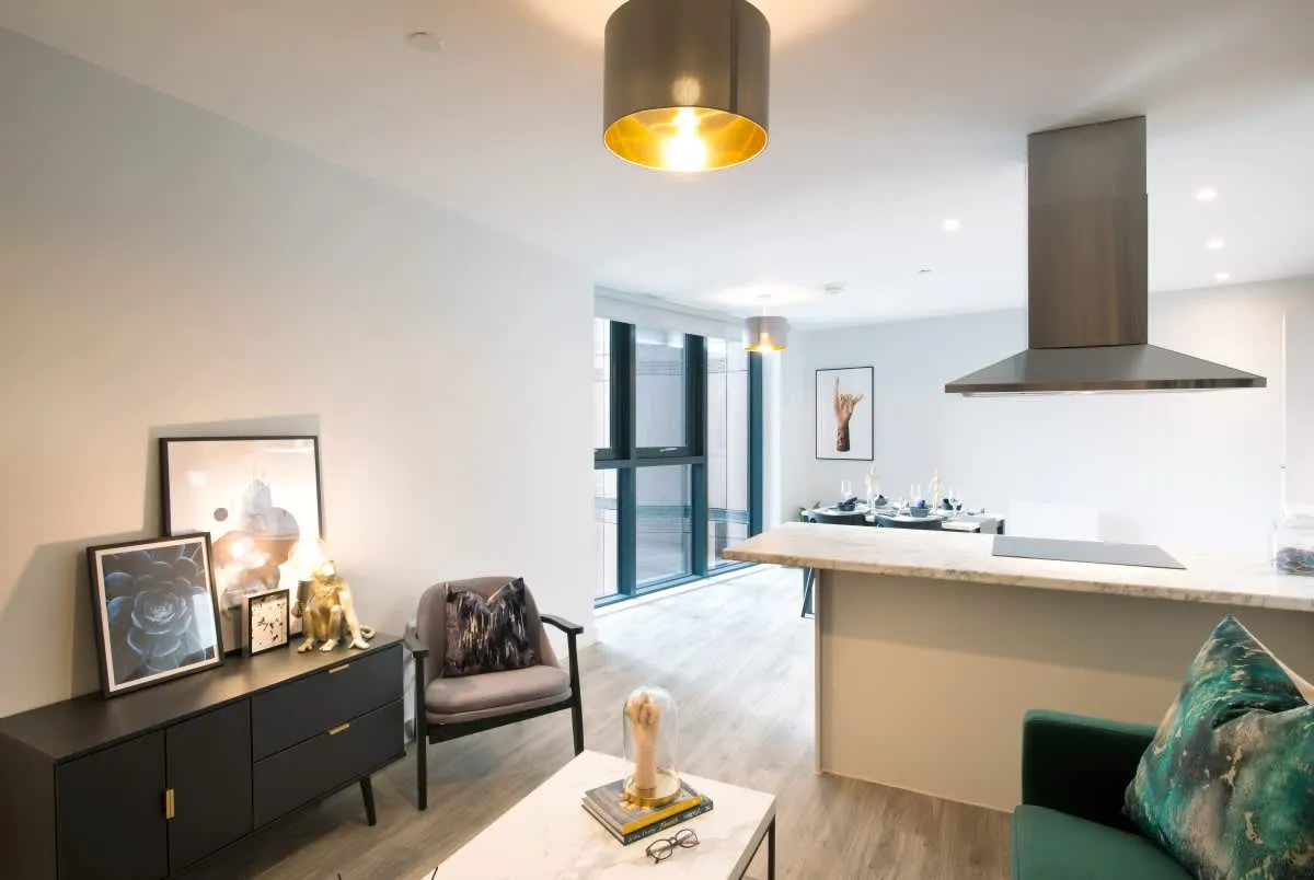 The Quay Loop Road, Harbour City, M50, photo 4