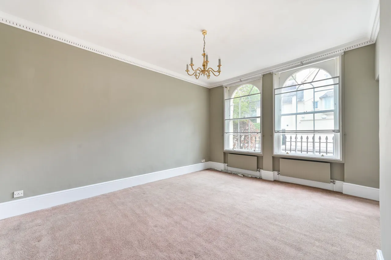 219 Albany Street, London, photo 2