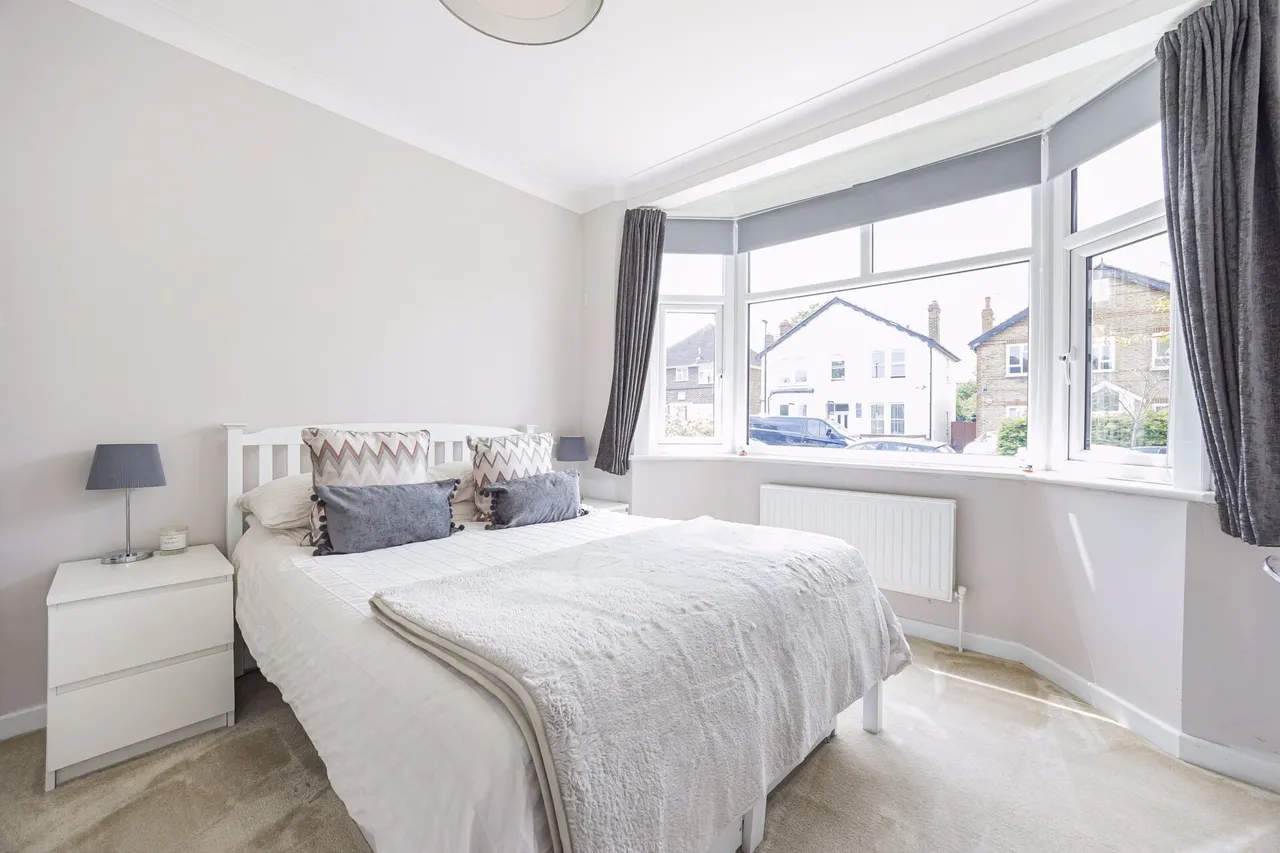 Parkview Road, London, photo 5