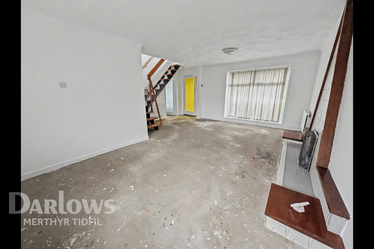 Hillside Close, Merthyr Tydfil, photo 10