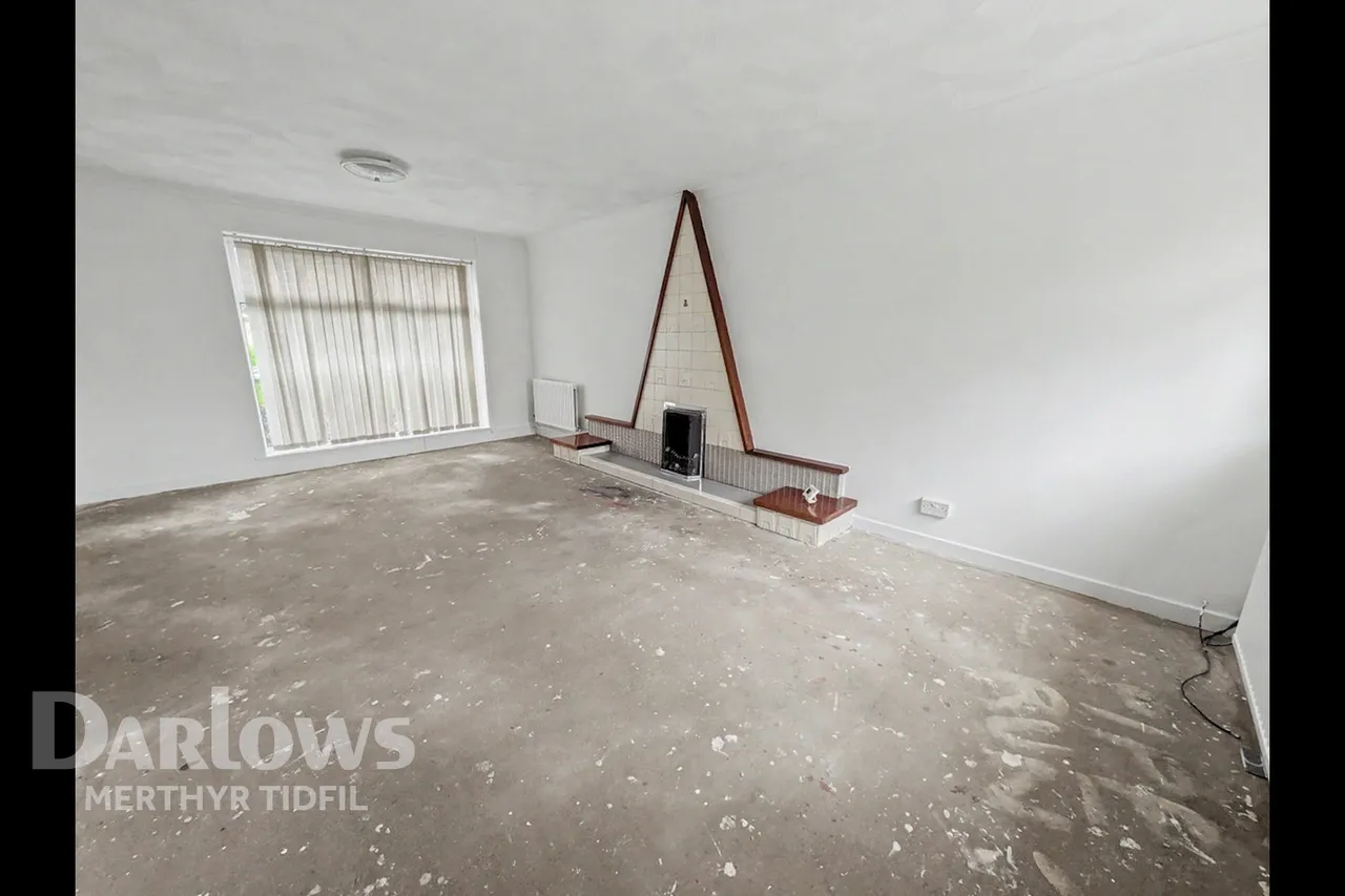 Hillside Close, Merthyr Tydfil, photo 9