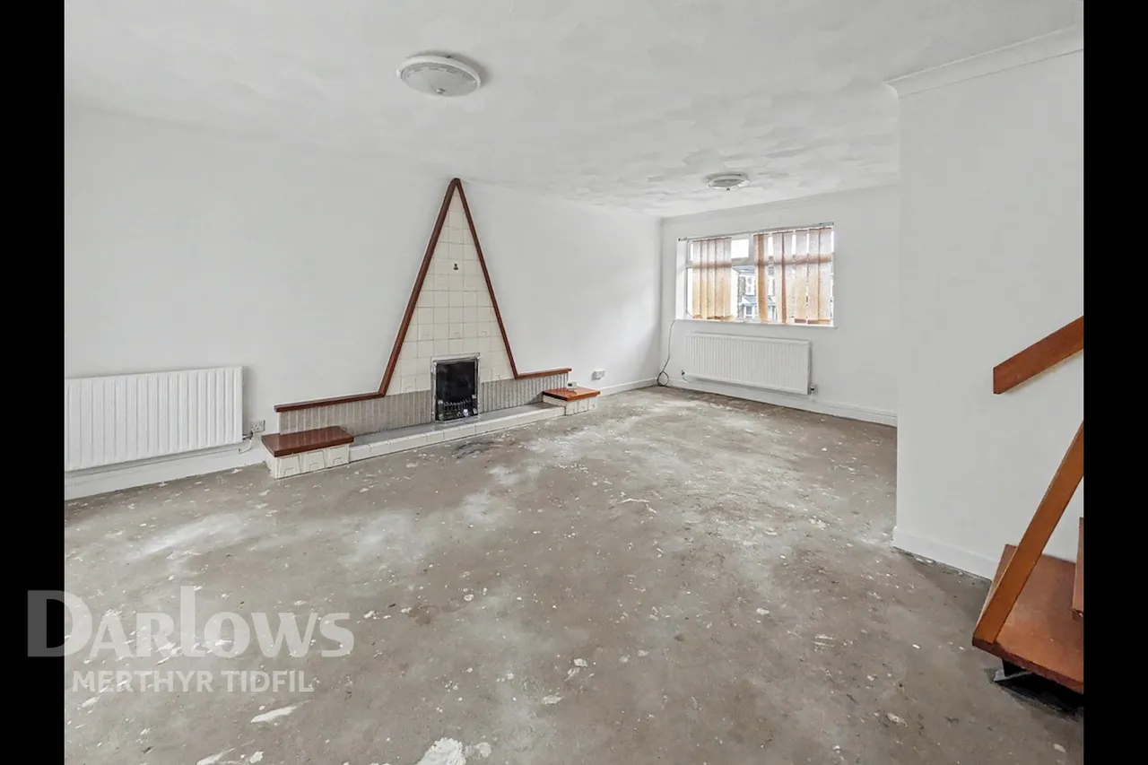 Hillside Close, Merthyr Tydfil, photo 5