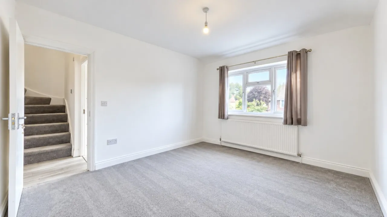 Costons Lane, Greenford, UB6, photo 5