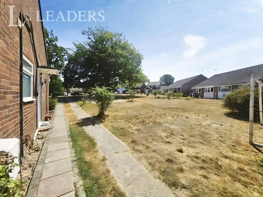 Woodlands Way, Southwater, RH13, photo 11