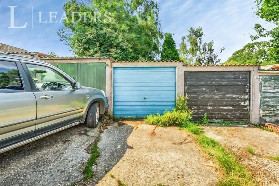 Woodlands Way, Southwater, RH13, photo 12