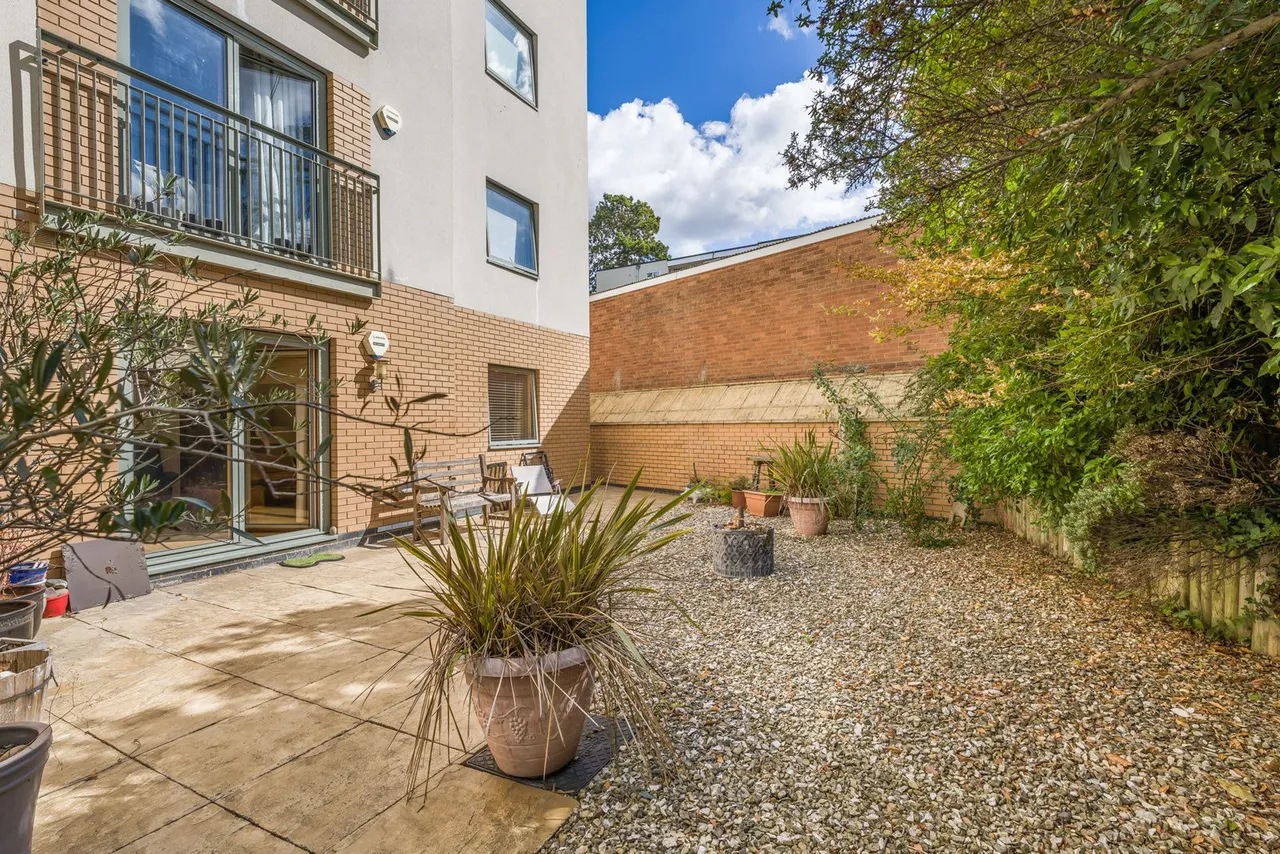 Belworth Drive, Cheltenham, GL51, photo 8