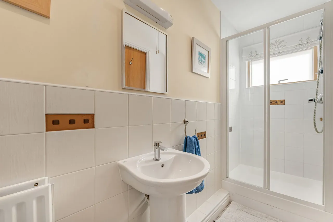 Belworth Drive, Cheltenham, GL51, photo 13