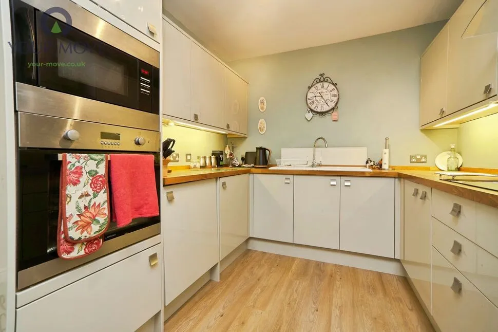 Station Road, Keighley, BD22, photo 7