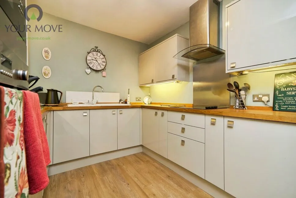 Station Road, Keighley, BD22, photo 6