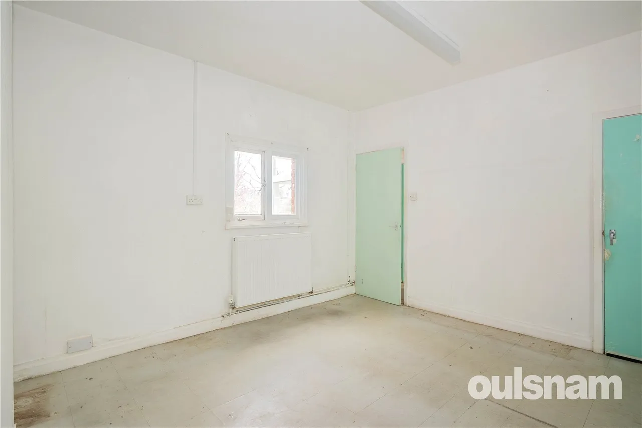 Selly Oak Road, Bournville, Birmingham, B30 1LR, photo 5