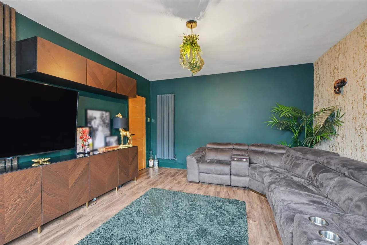 St. Helens Crescent, Trowell, NG9, photo 4