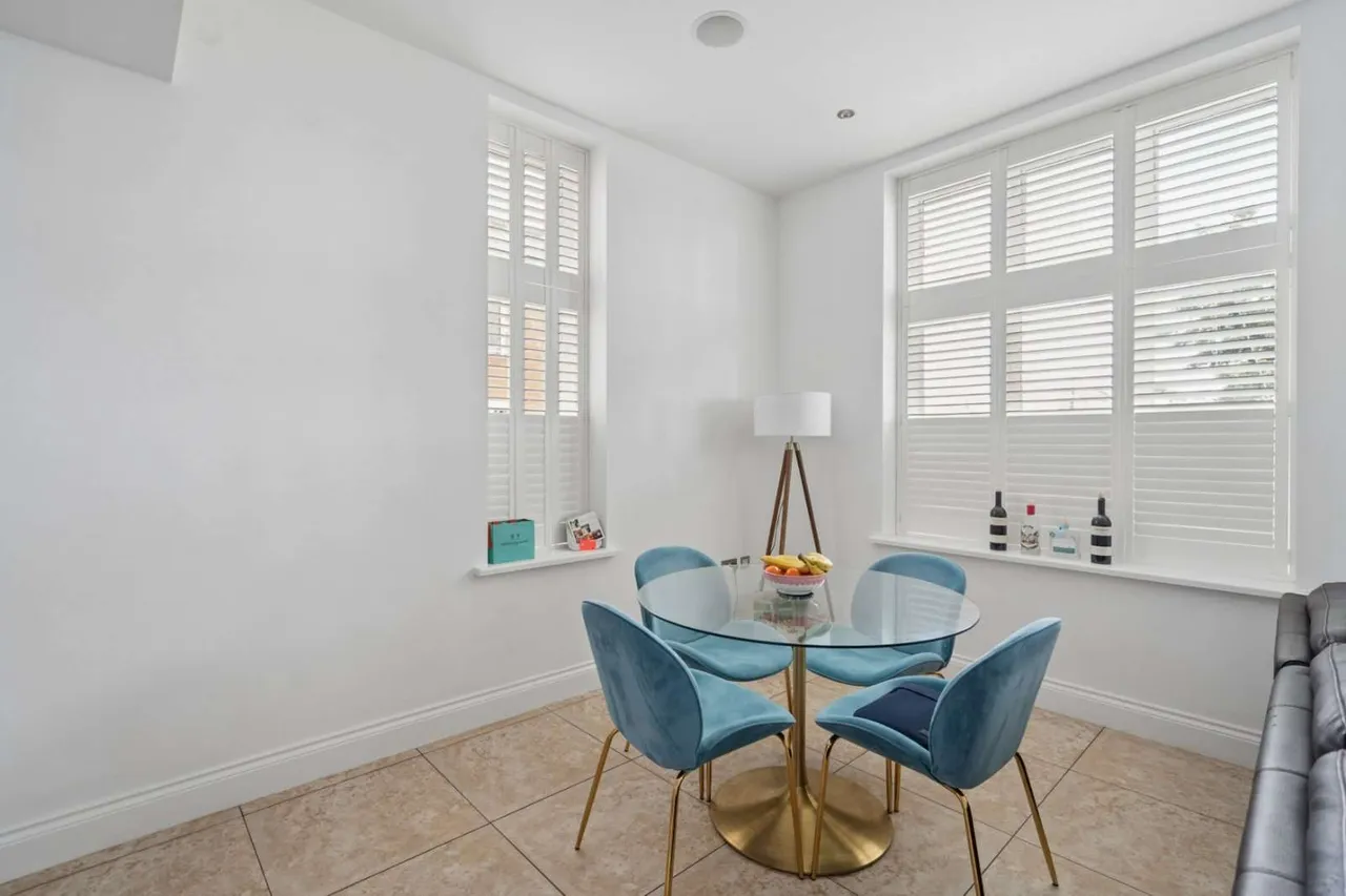 King Edward Place, Bushey, WD23, photo 6