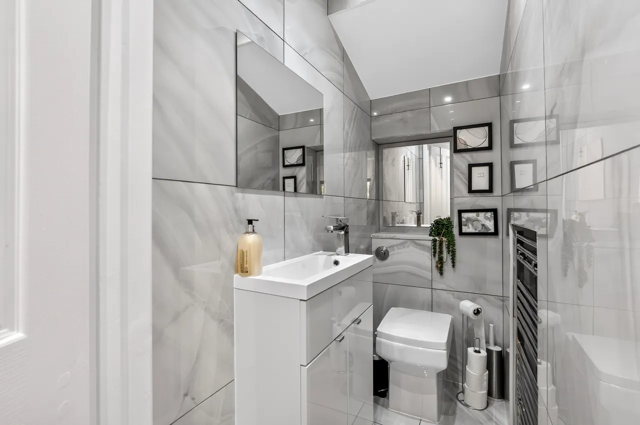 Empire Road, Greenford, UB6, photo 8
